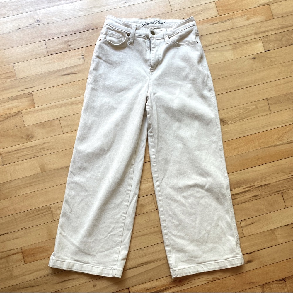 Cropped white wide leggers